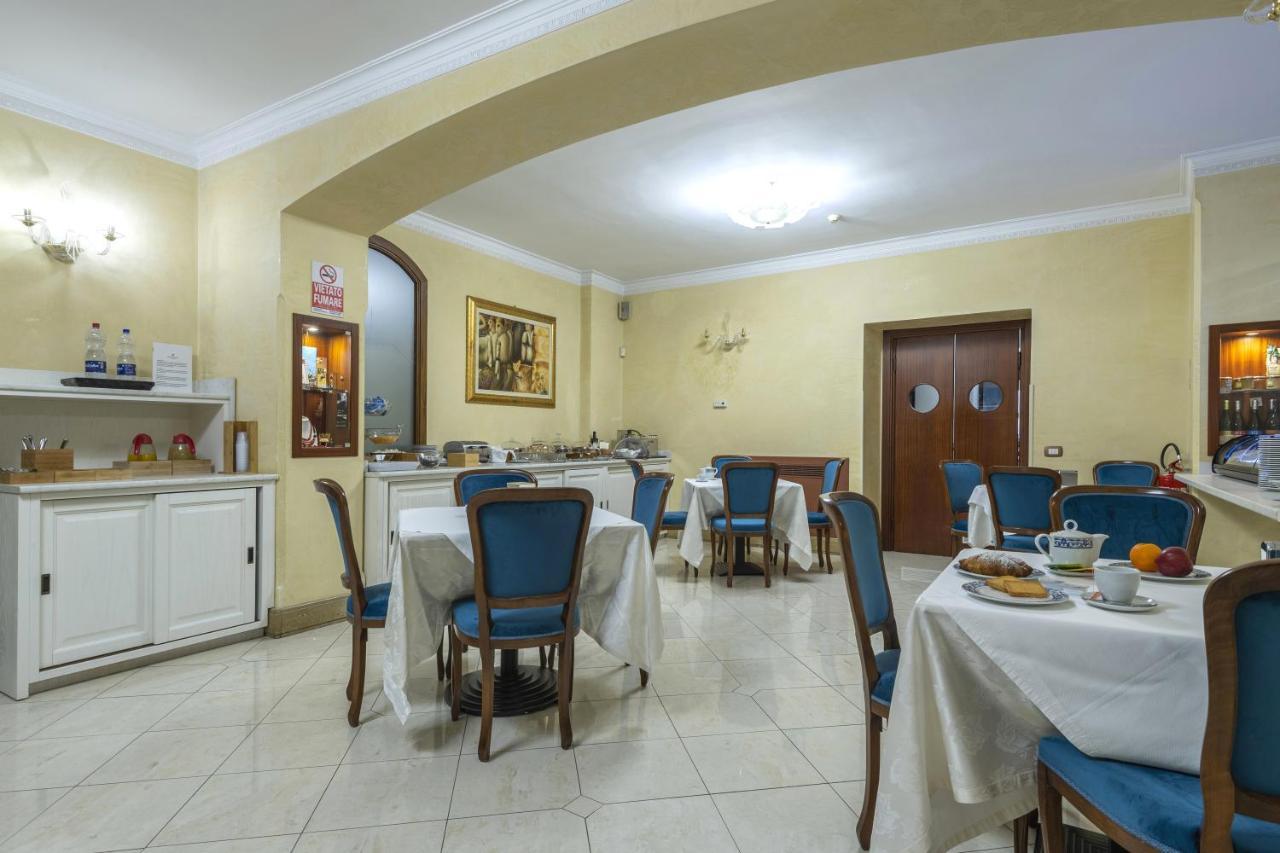 Hotel Centrale Spa & Relax Алкамо Екстериор снимка