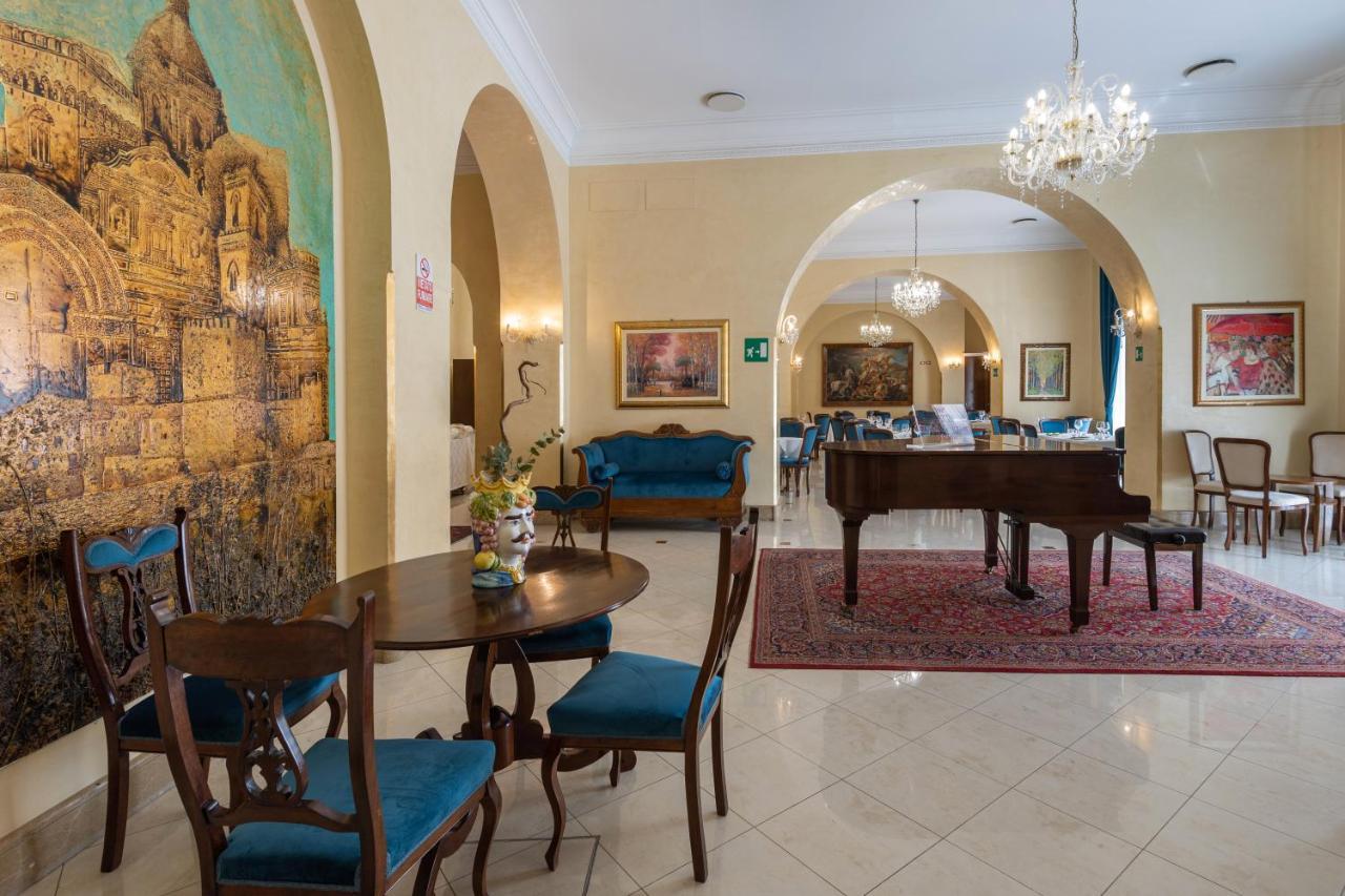 Hotel Centrale Spa & Relax Алкамо Екстериор снимка