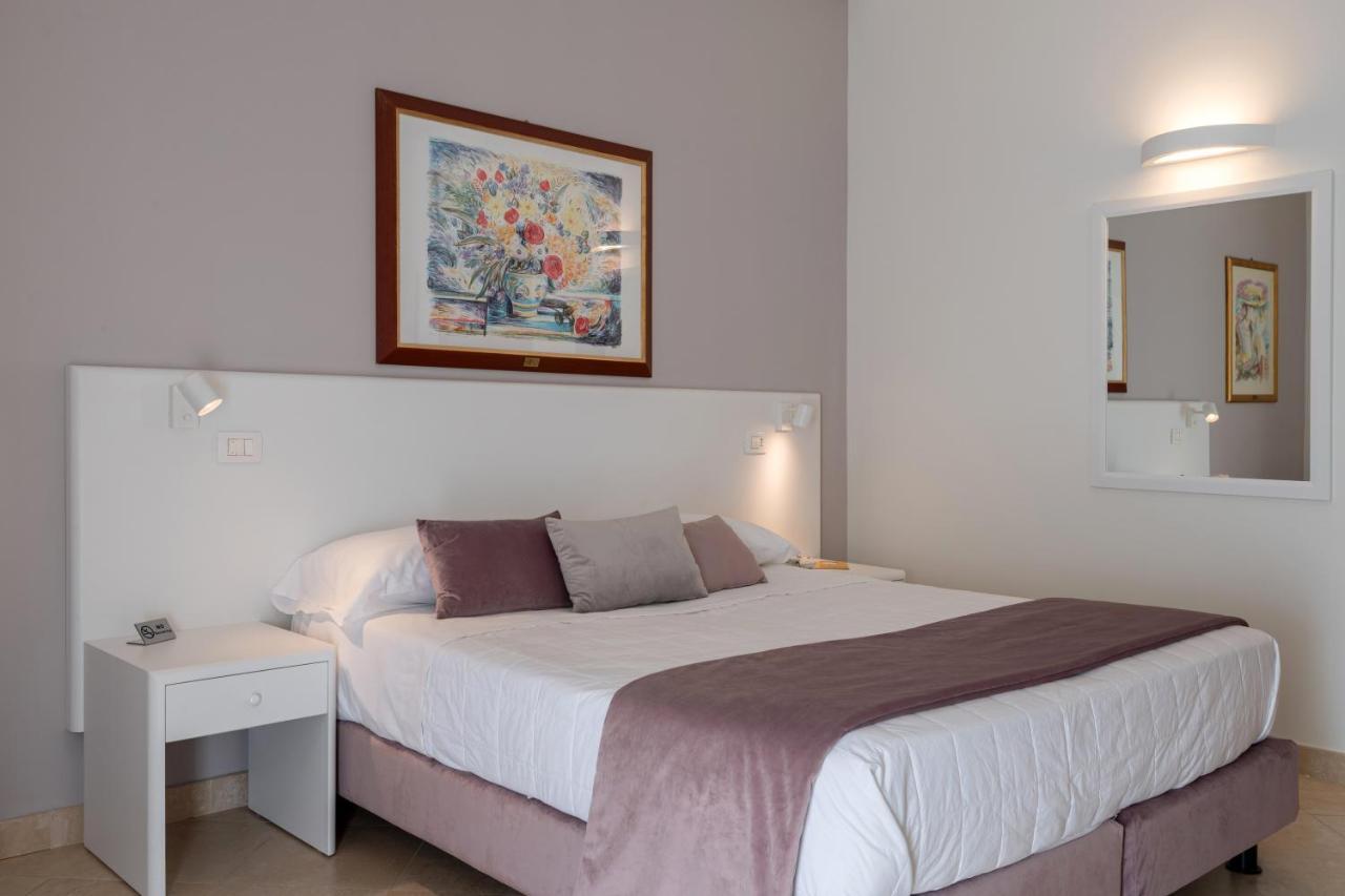 Hotel Centrale Spa & Relax Алкамо Екстериор снимка